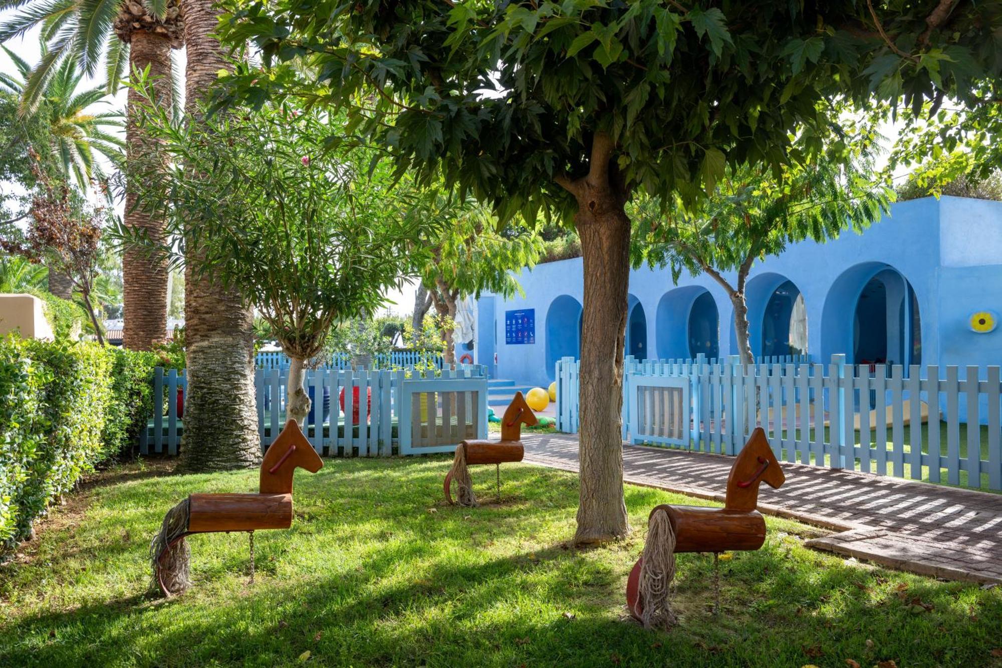 Aquila Rithymna Beach Adelianos Kampos Esterno foto